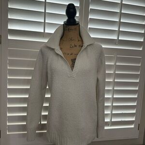American Eagle Outfitters Cream V-Neck Sweater